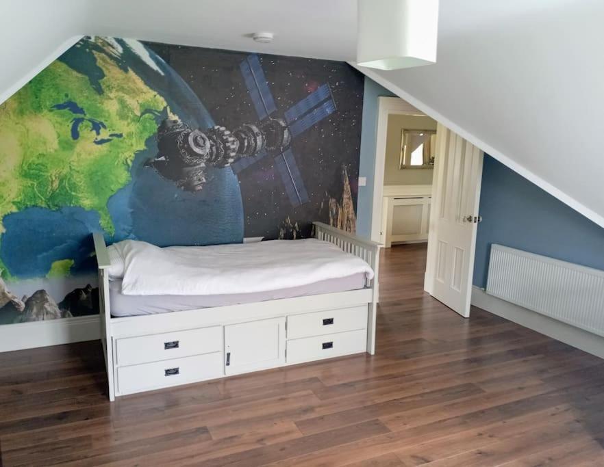 Conveniently Located House To Enjoy All Of Kerry Tralee Exterior foto